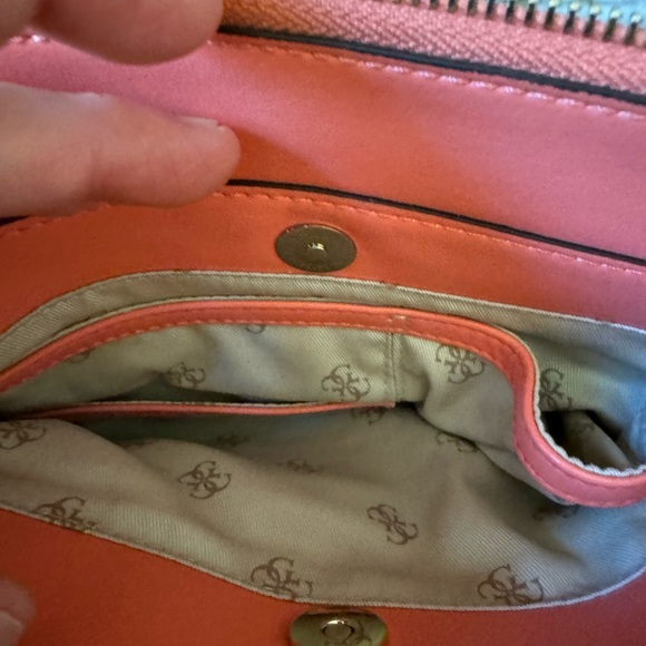 626-RITT Guess Shoulder Coral Blakely Status Luxe NWT Gold Hardware Satchel - Picture 16 of 16